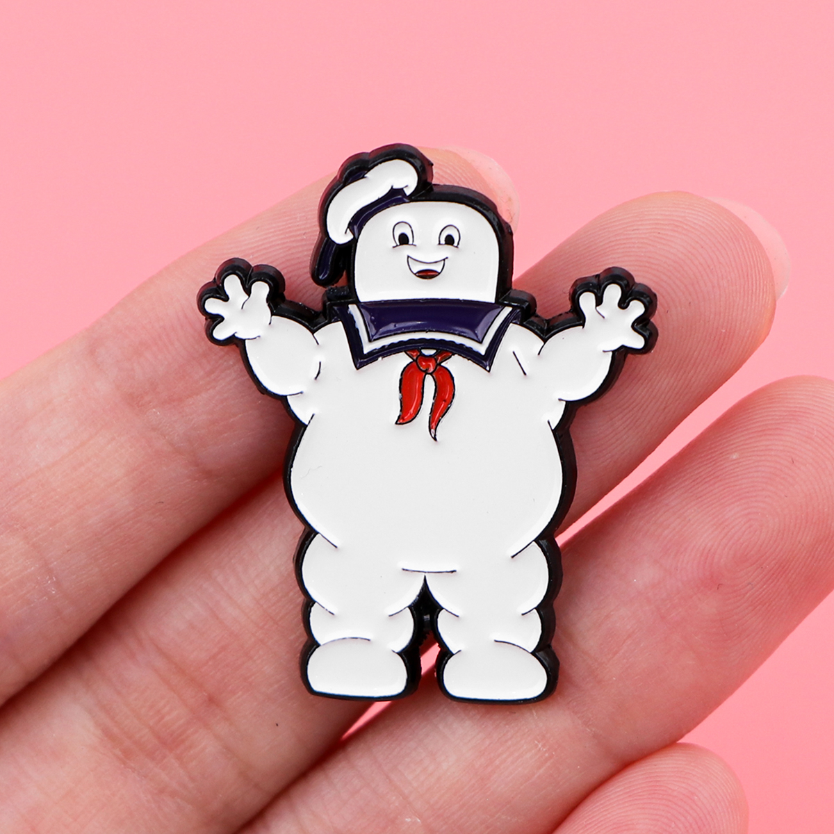 Vintage Movie Enamel Lapel Pin - Vintage Collector のレビューと価格