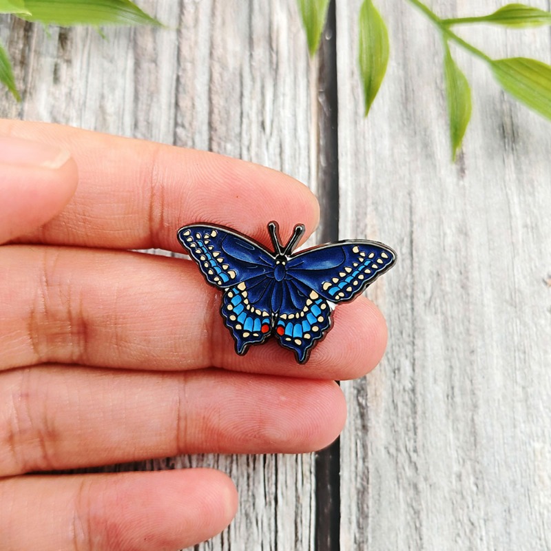 Original Design Vintage Metal  - Vintage Collectible Pins のレビューと価格