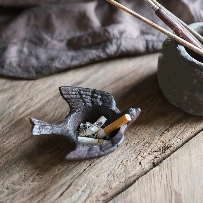 Vintage Feiyan Wrought Iron St - Vintage Collectible Ashtrays のレビューと価格