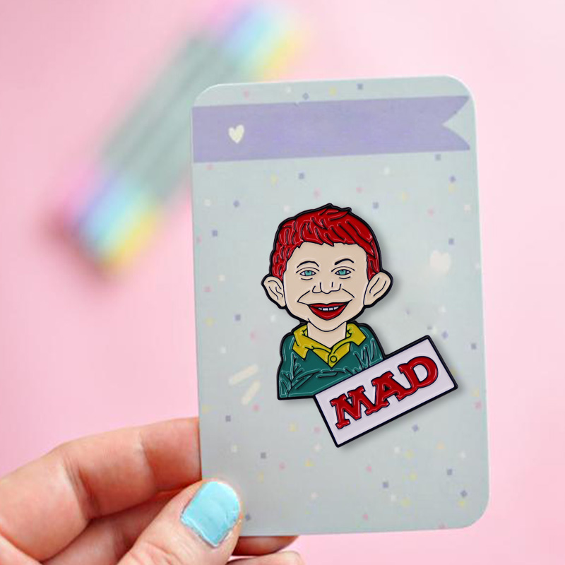 MAD Magazine Alfred E. Neuman  - Vintage Collectible Pins のレビューと価格