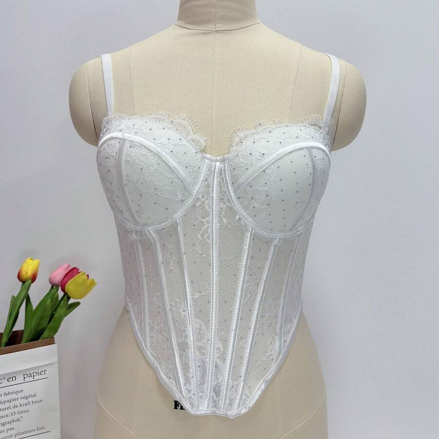 White Lace Rhinestone Corset T - Vintage Necklace のレビューと価格