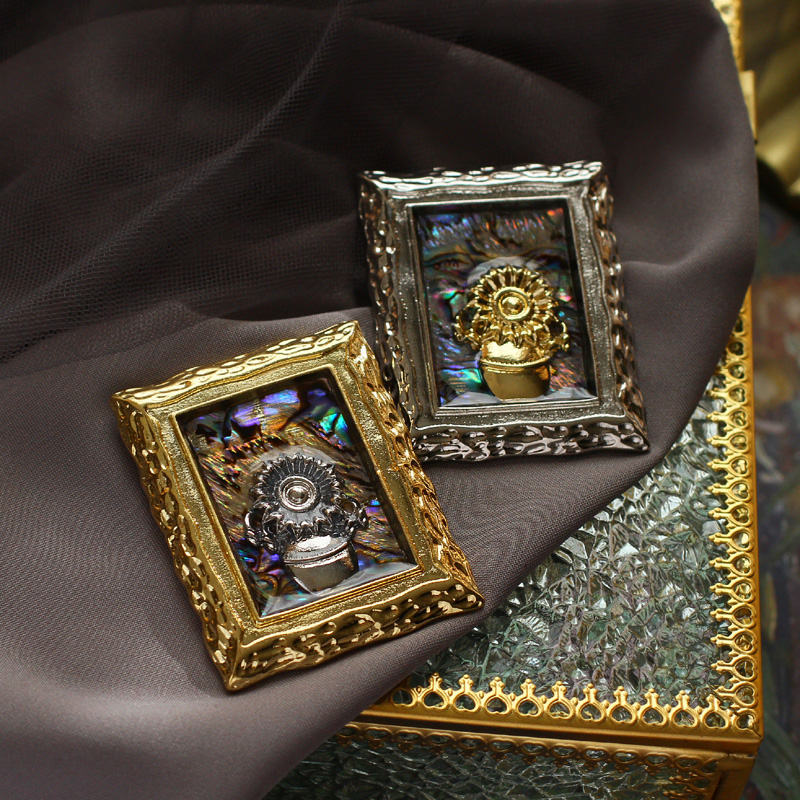 Muylinda Vintage Van Gogh Sunf - Vintage Collectible Pins のレビューと価格