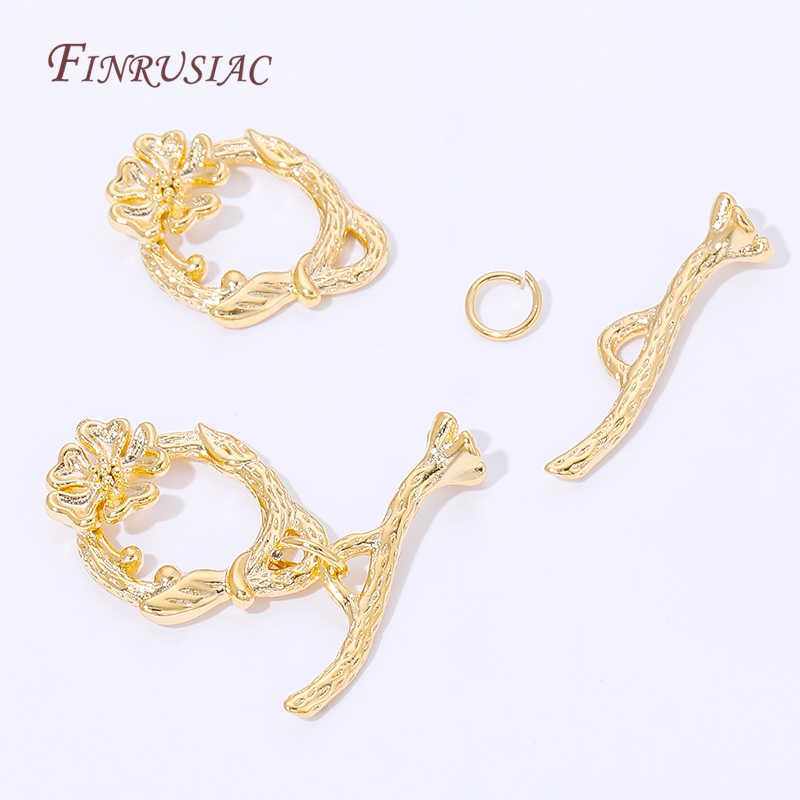 18K Gold Plated Flower Branch  - Vintage Necklace のレビューと価格